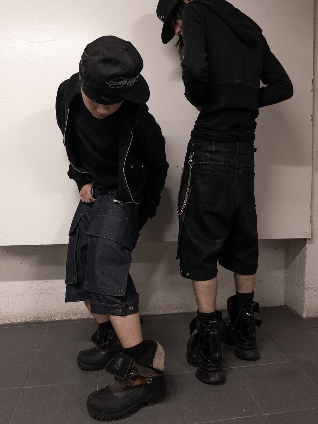 NO MASS PROD. 010RAW BAGGY DENIM SHORTS