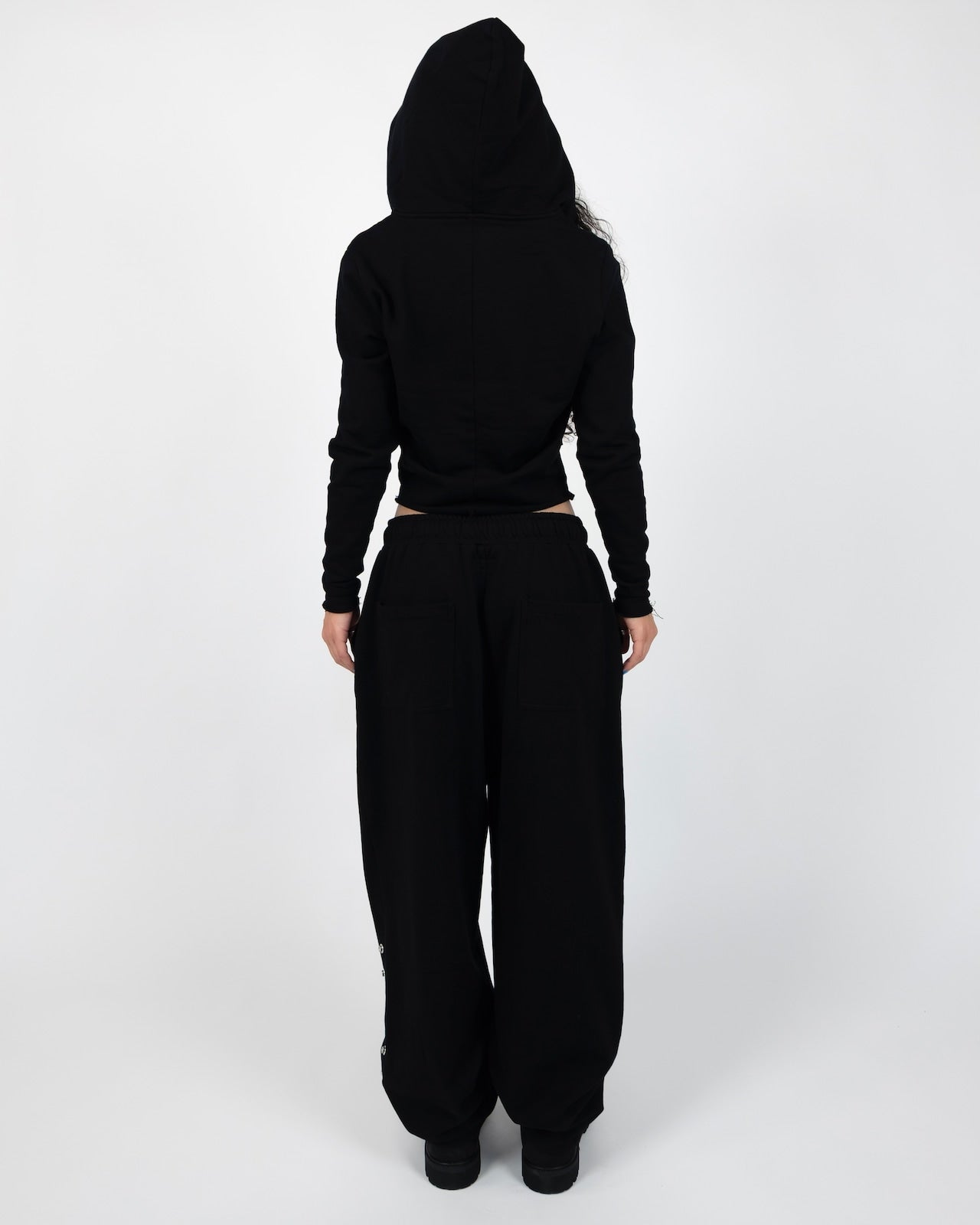 トップス no mass prod GLMNIST3 CROPPED HOODIE NO MASS PROD. Official Retailer (ノーマスプロッド) 公式通販