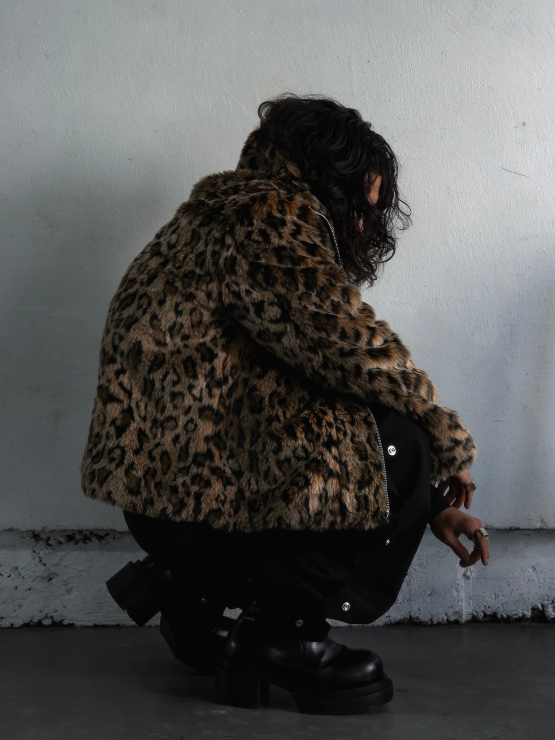 NO MASS PROD. HIGH COLLAR LEOPARD JACKET